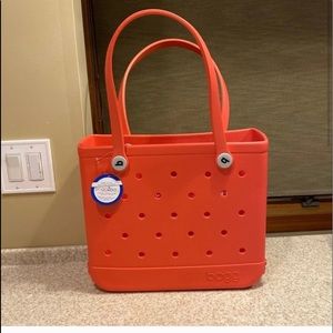 Coral baby’s Bogg bag- NWT